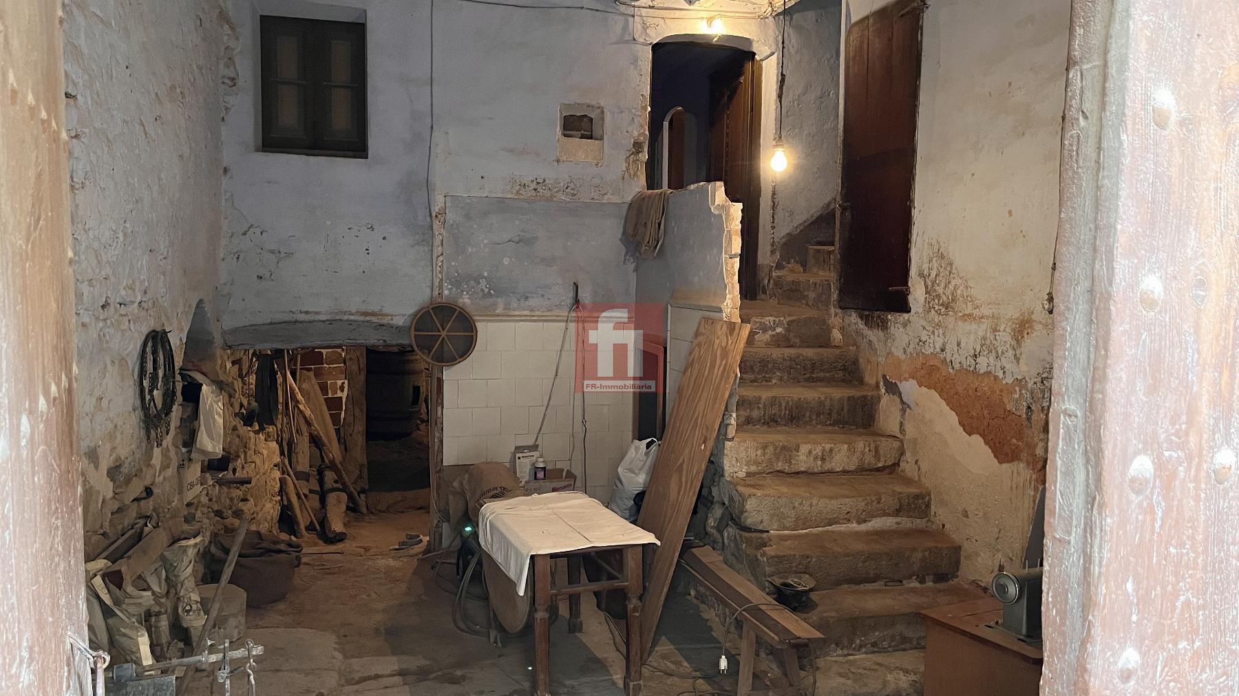 For sale of house in Vallclara