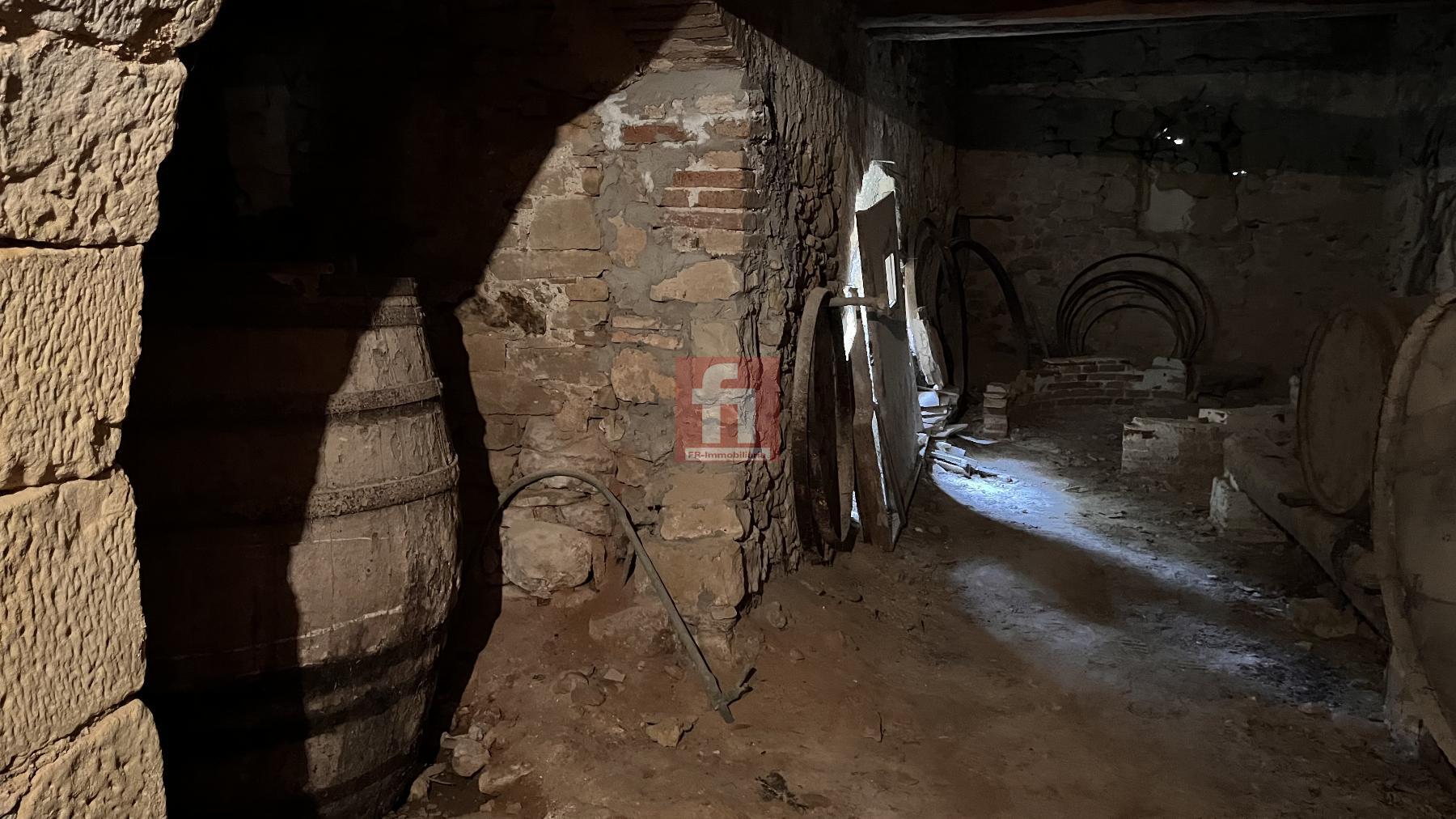 For sale of house in Vallclara