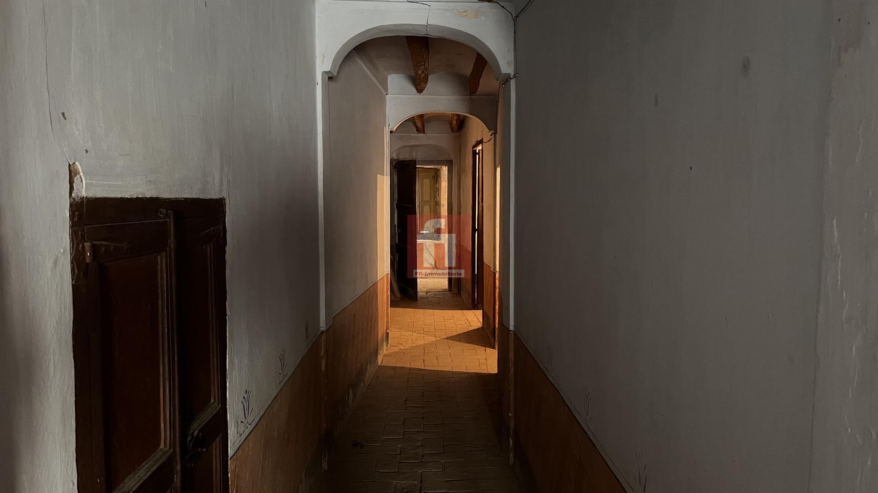 For sale of house in Vallclara