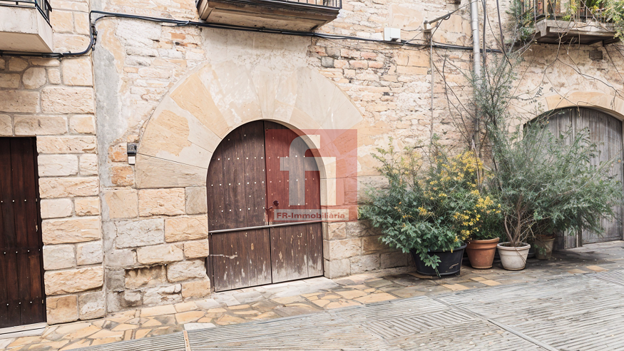 For sale of house in Vallclara