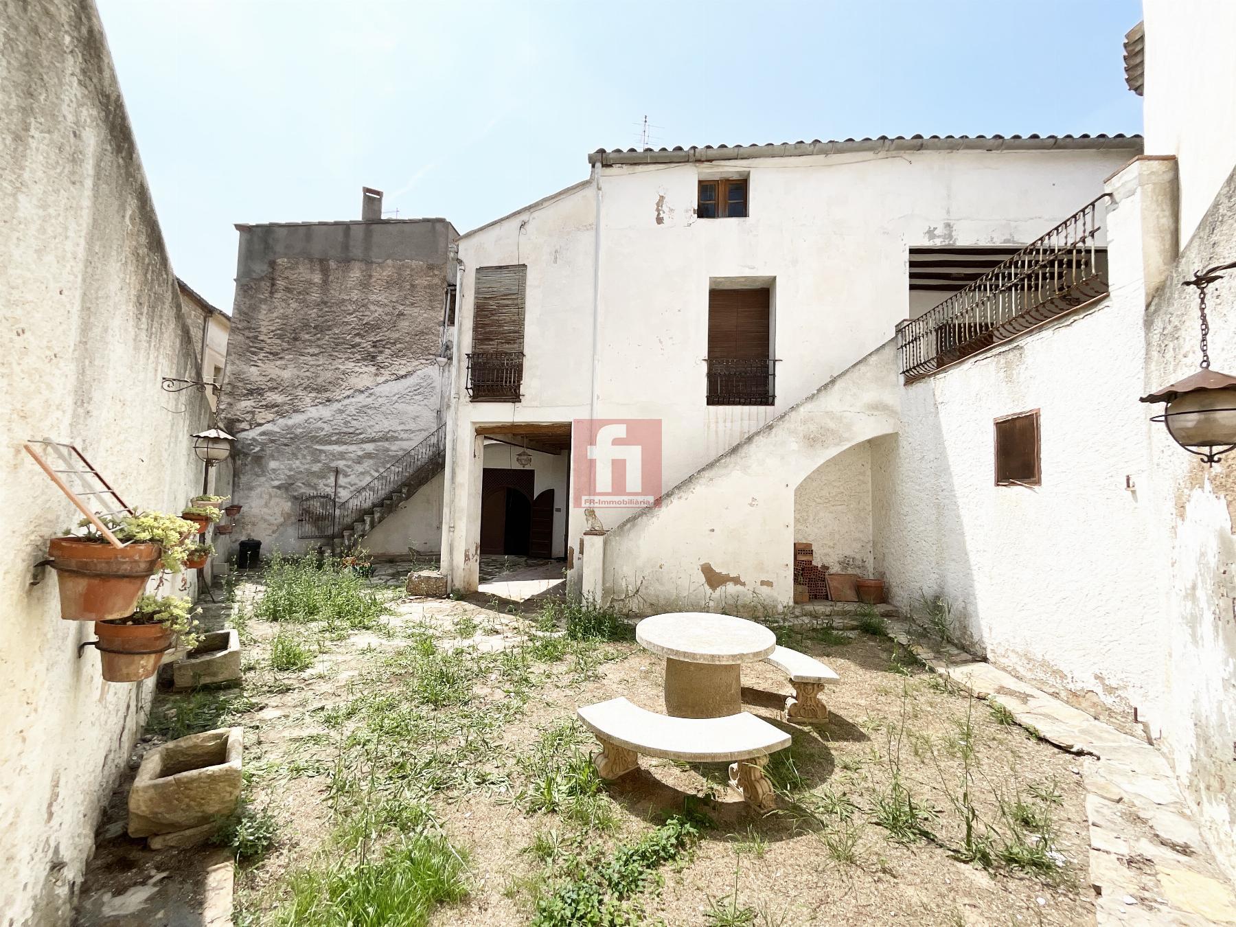 For sale of house in Rocafort de Queralt