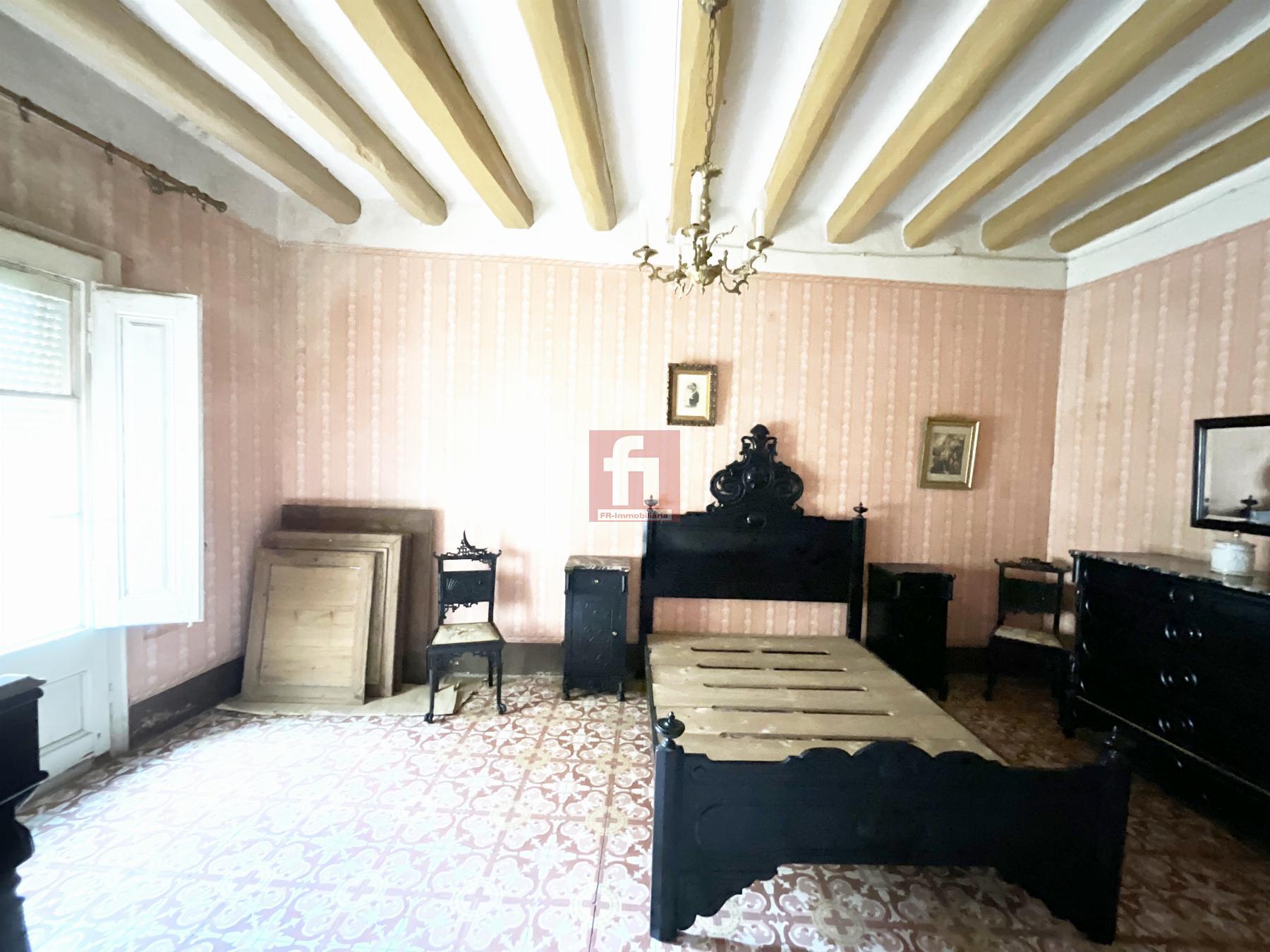 For sale of house in Rocafort de Queralt