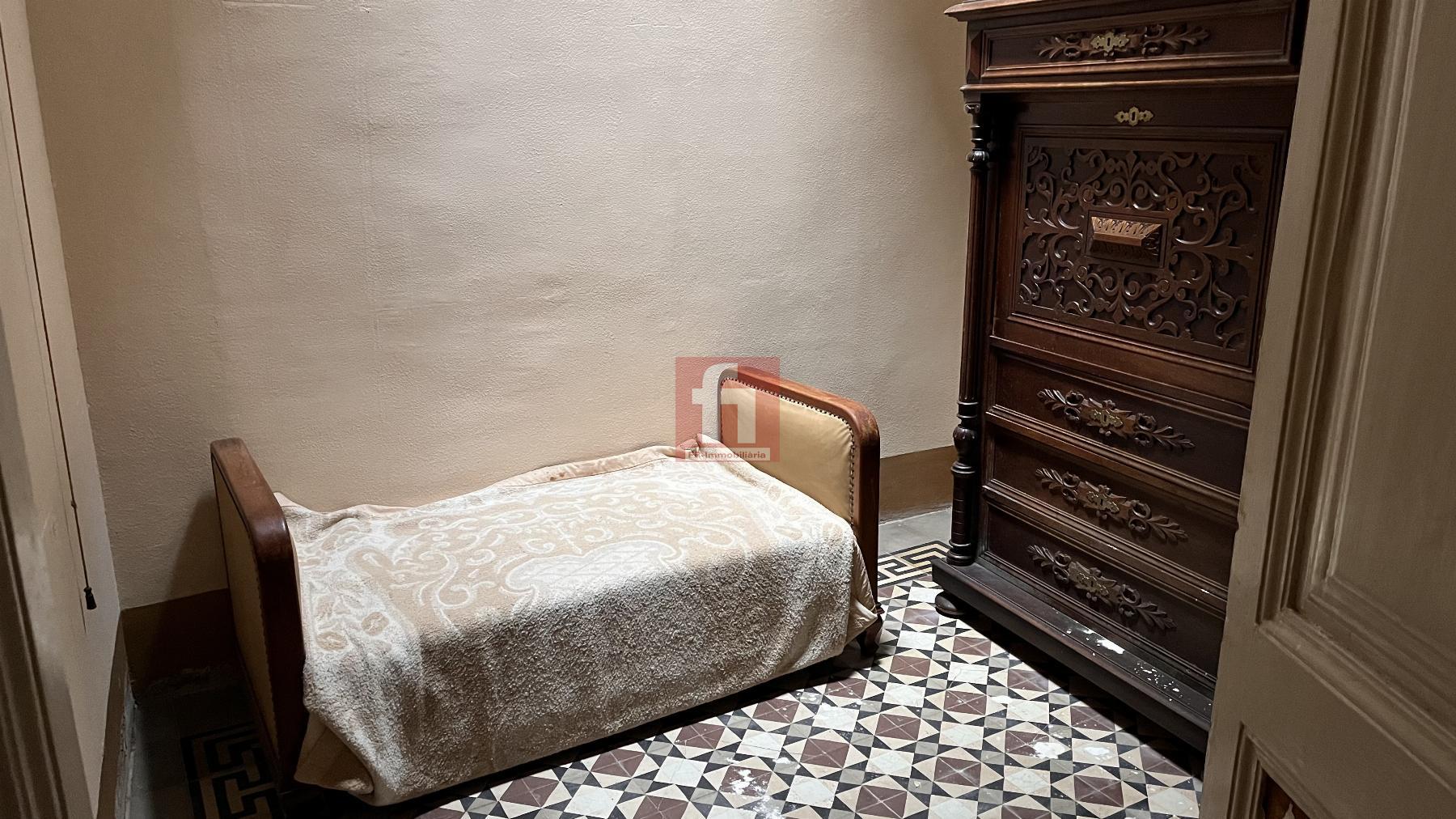 For sale of house in Rocafort de Queralt