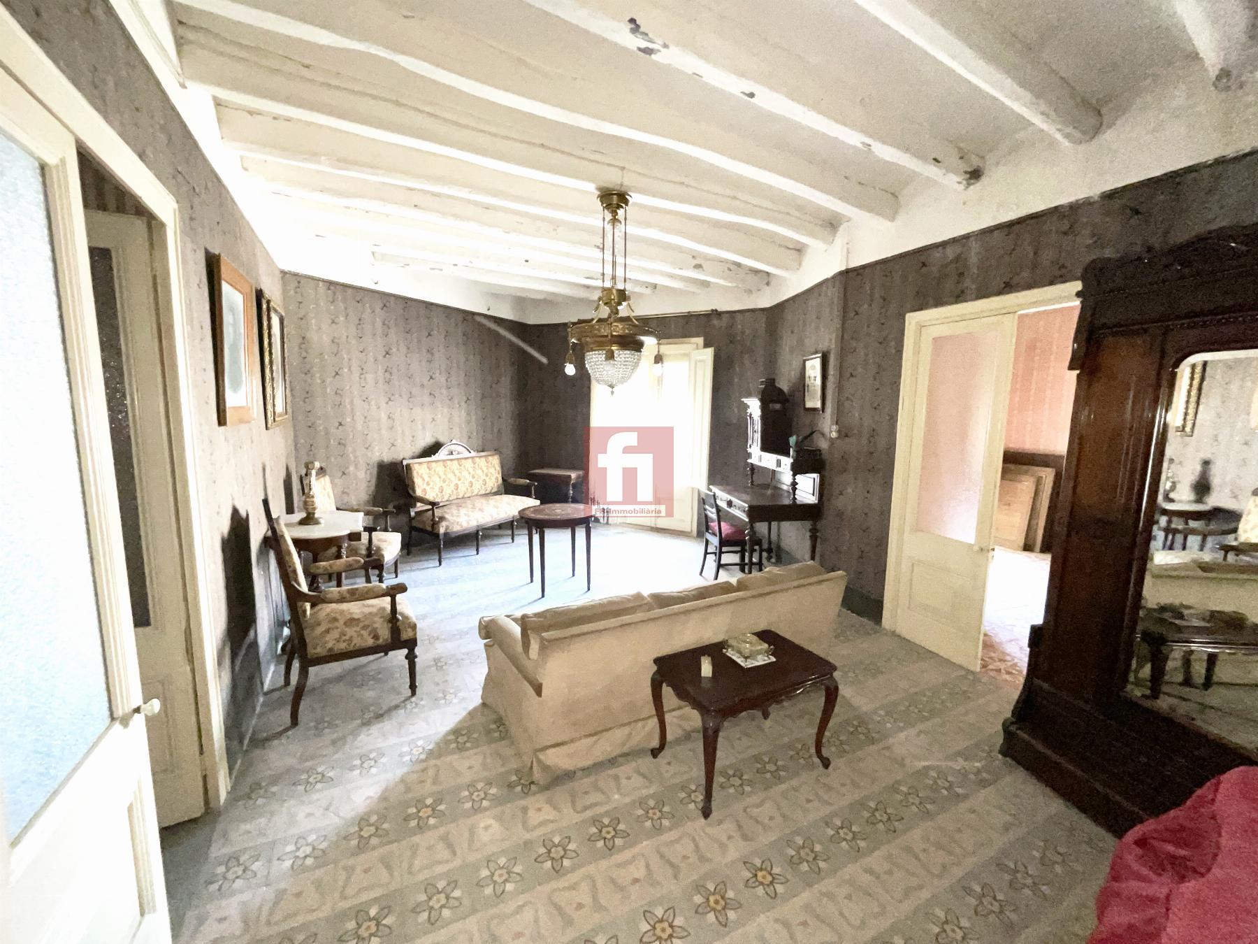 For sale of house in Rocafort de Queralt