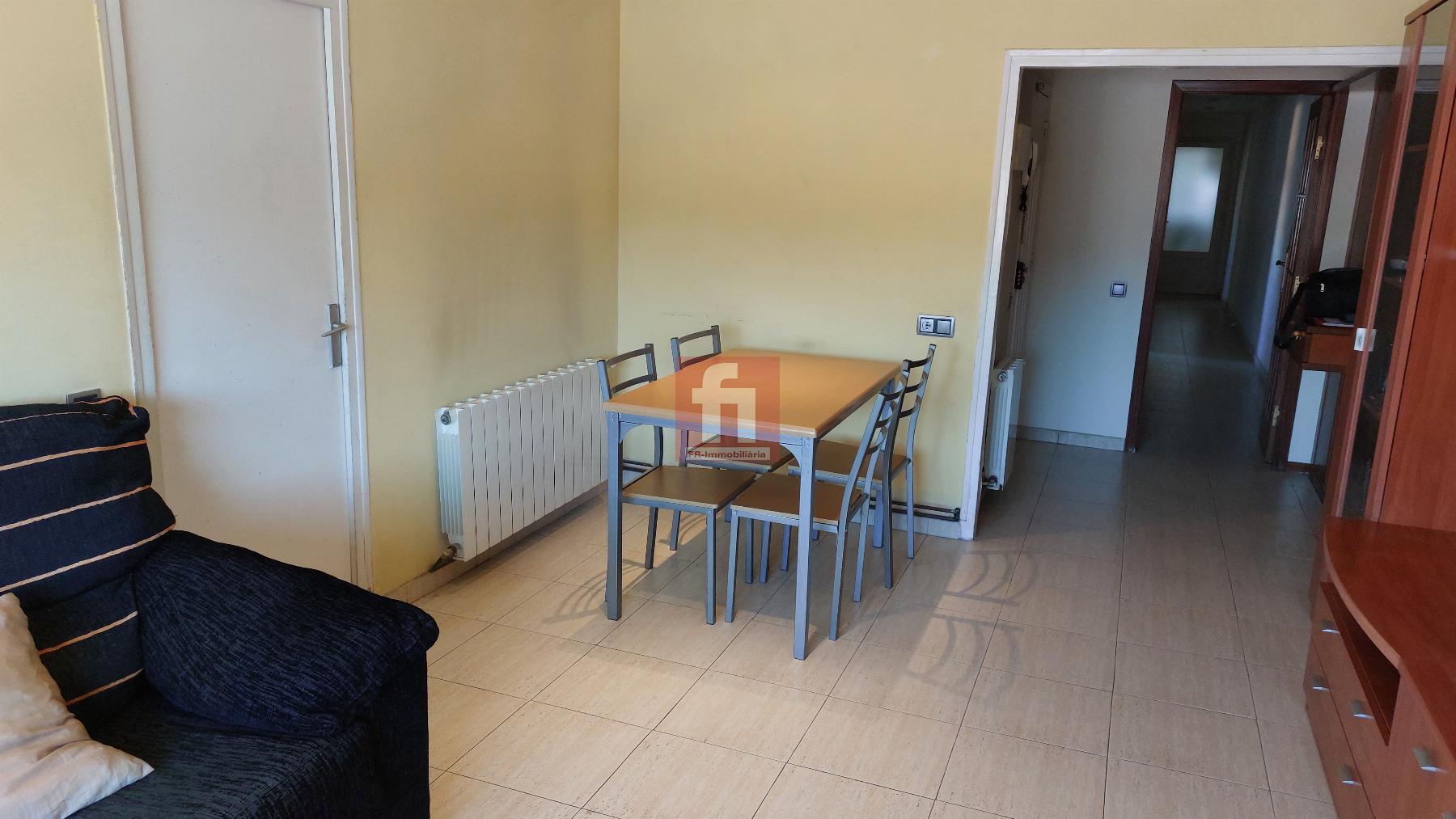 For sale of flat in Terrassa
