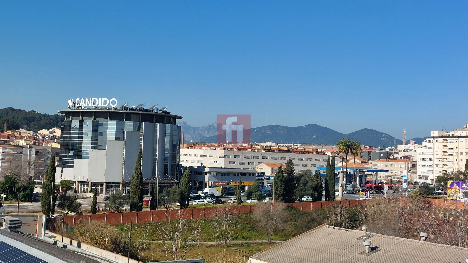 For sale of flat in Terrassa