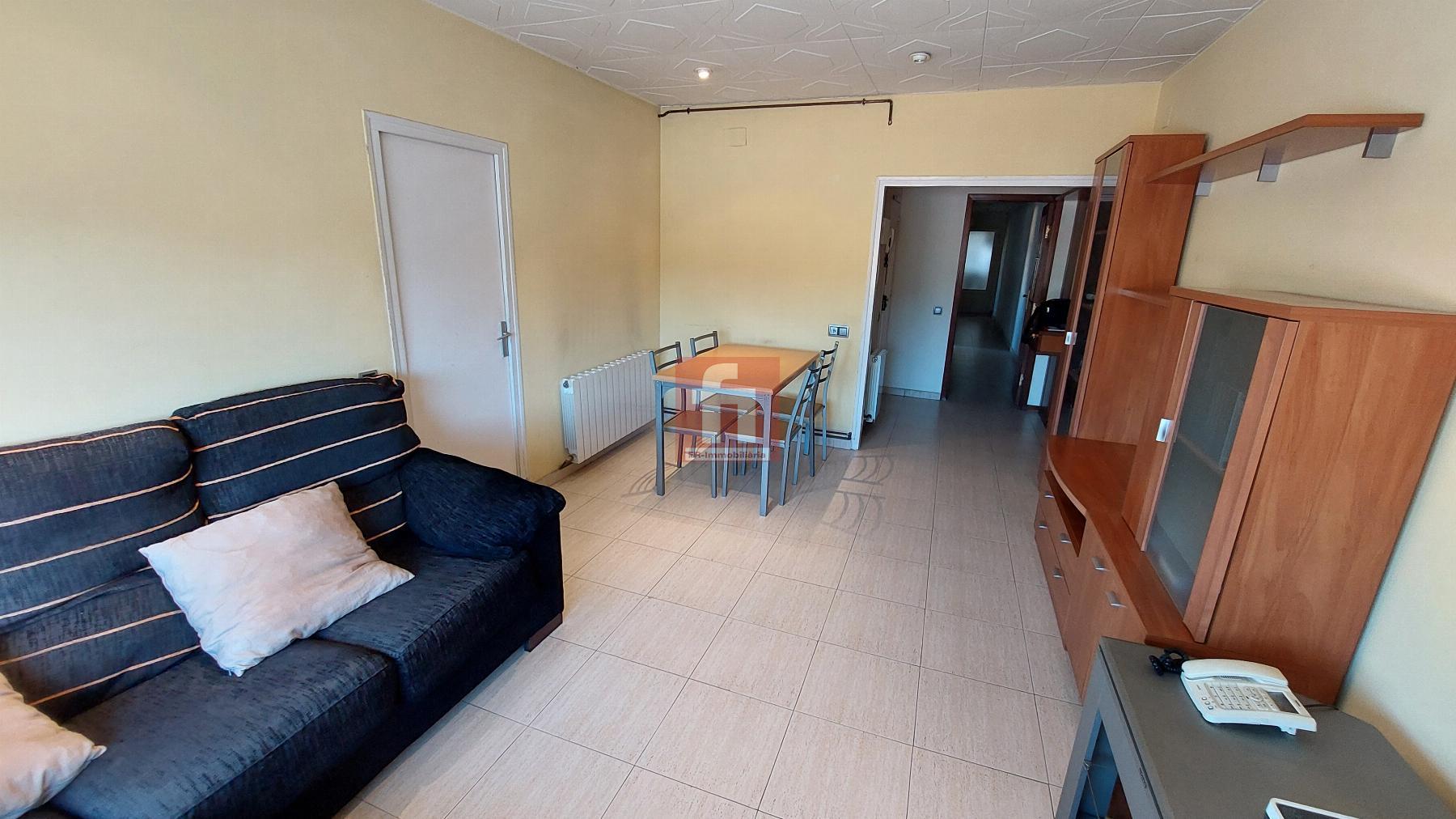 For sale of flat in Terrassa