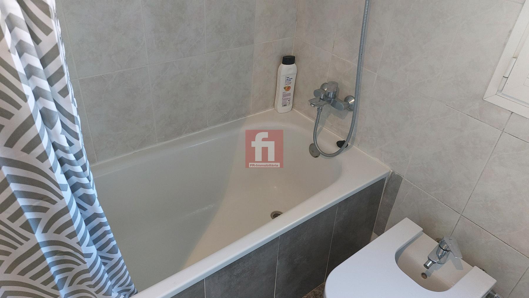 For sale of flat in Terrassa