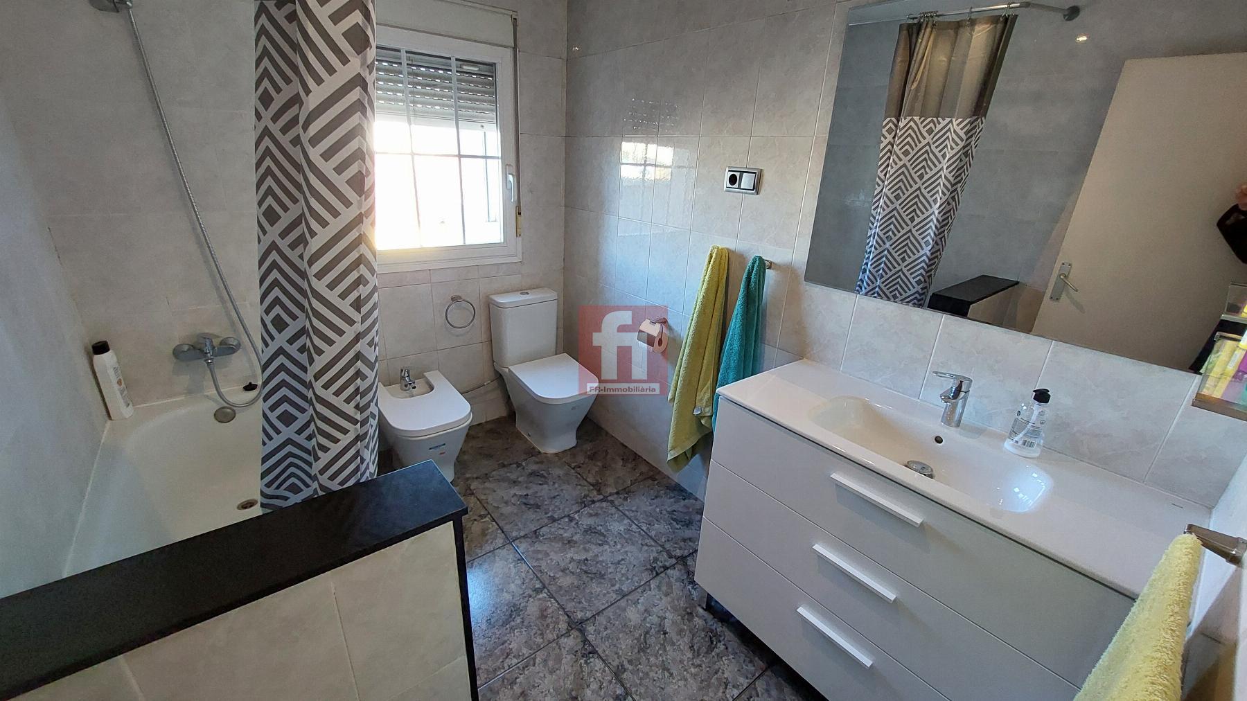 For sale of flat in Terrassa