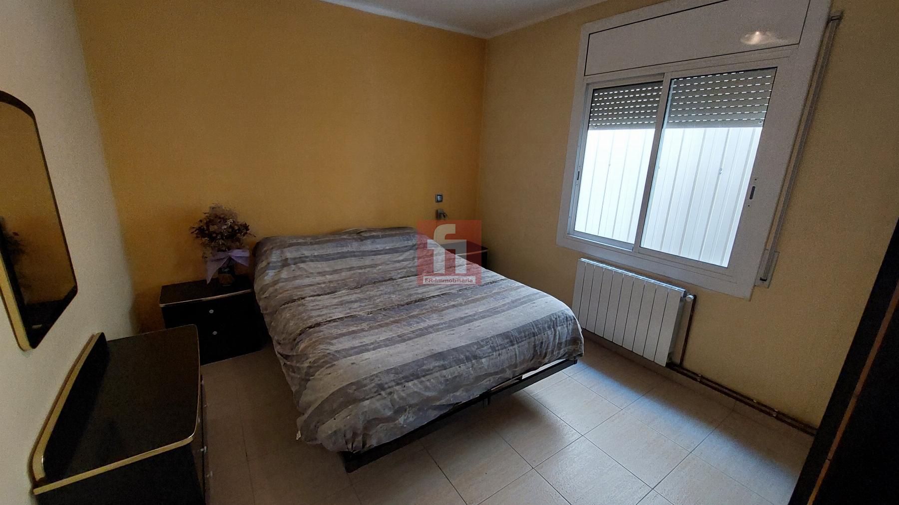 For sale of flat in Terrassa