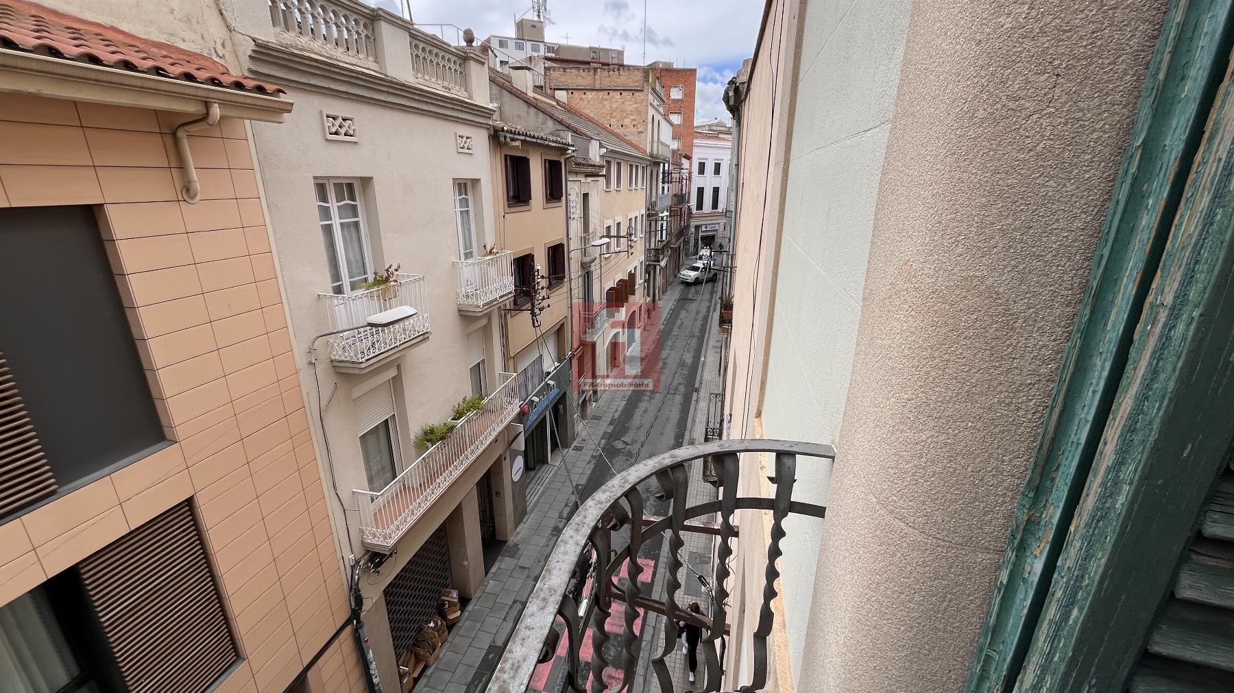 For sale of flat in Igualada