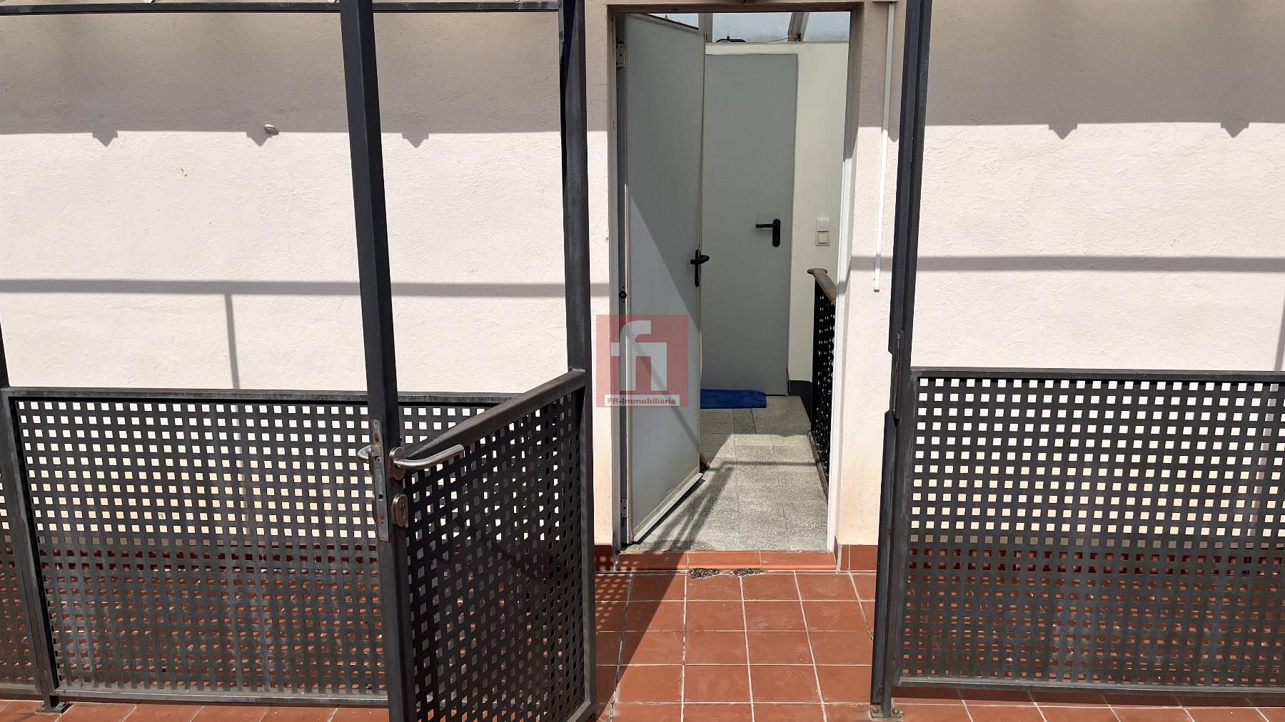 For sale of flat in Igualada
