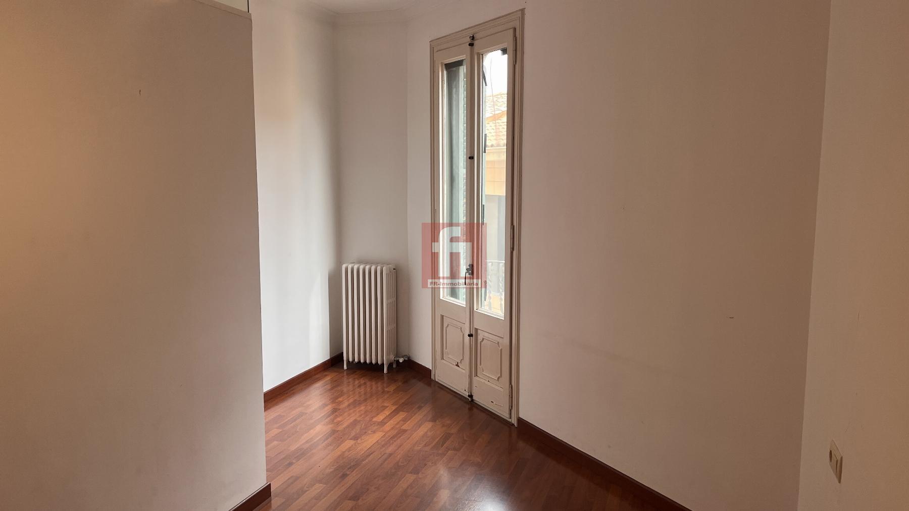 For sale of flat in Igualada