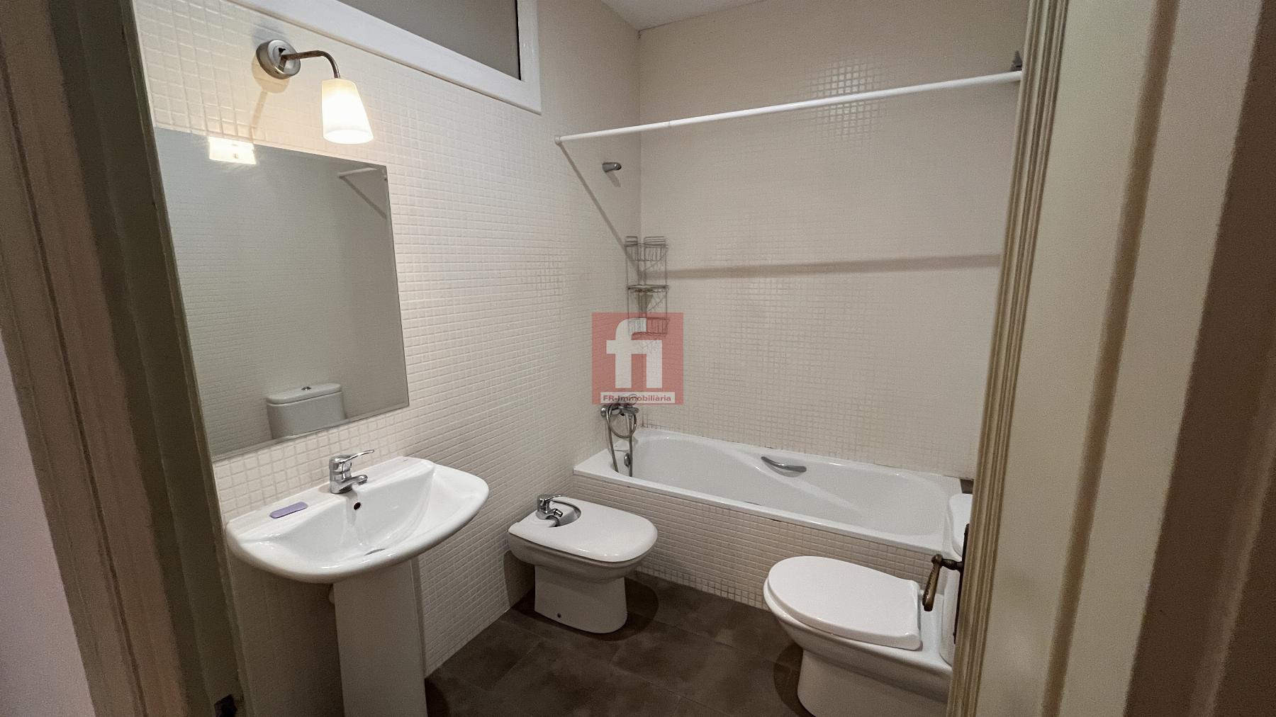 For sale of flat in Igualada