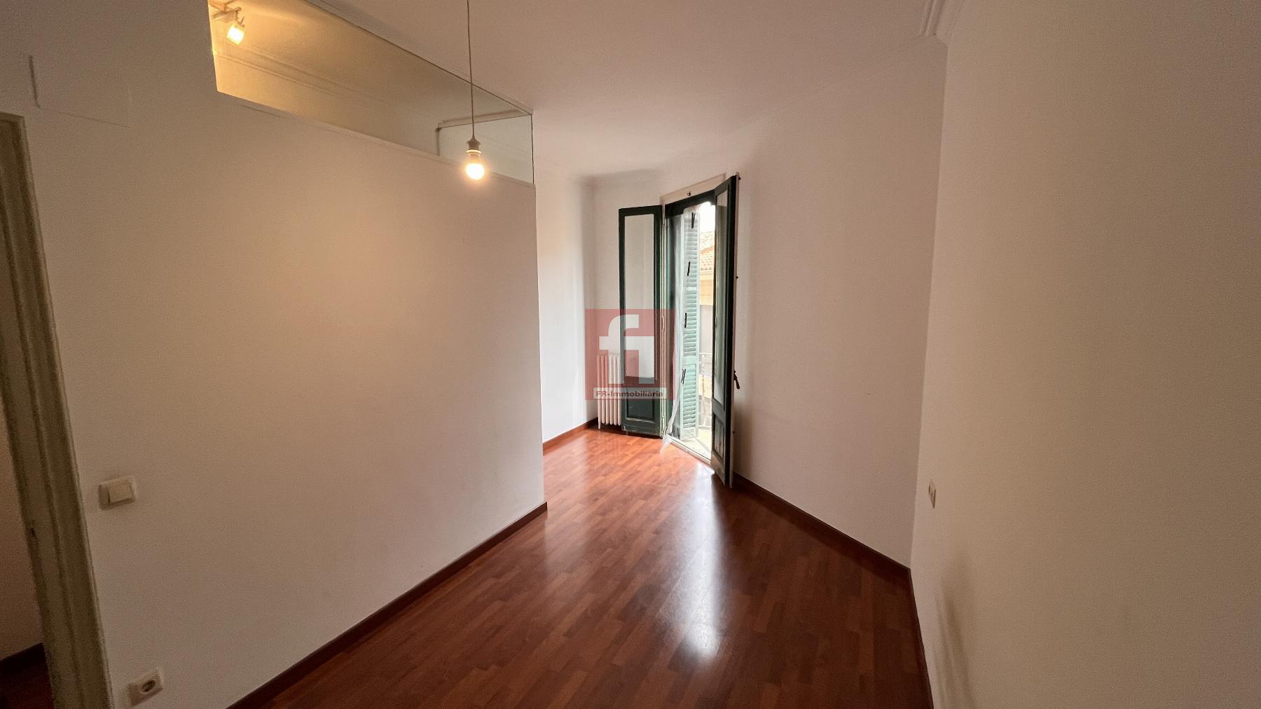 For sale of flat in Igualada