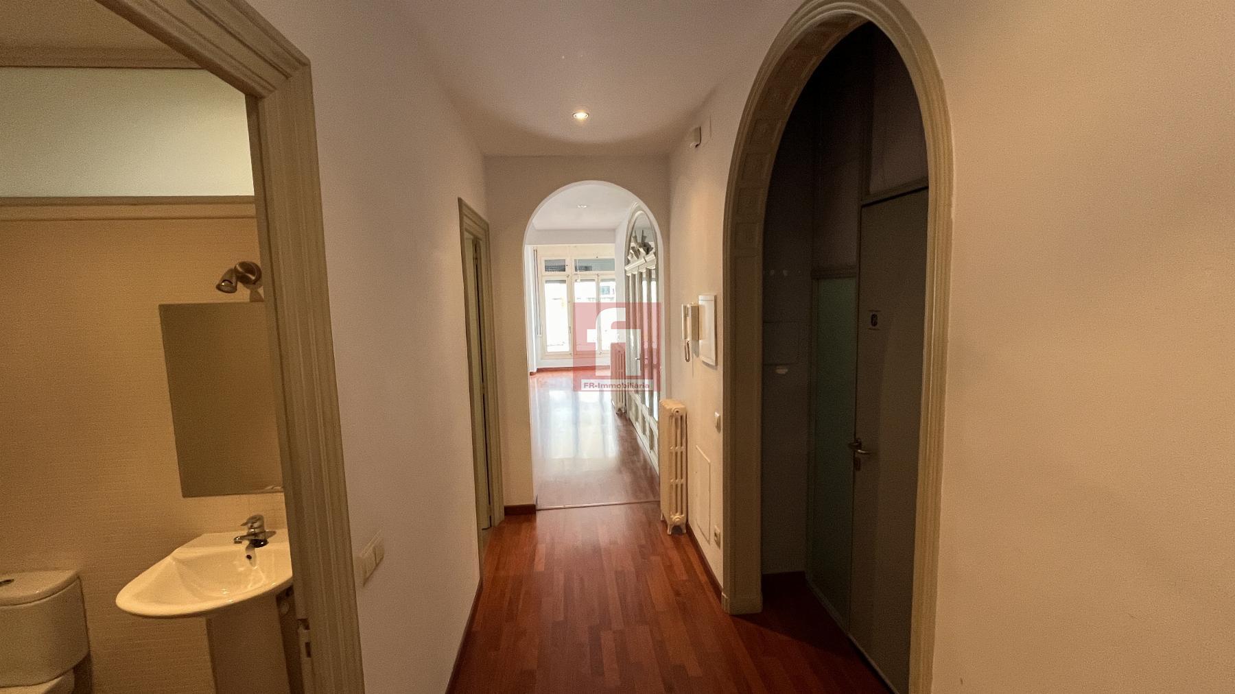For sale of flat in Igualada