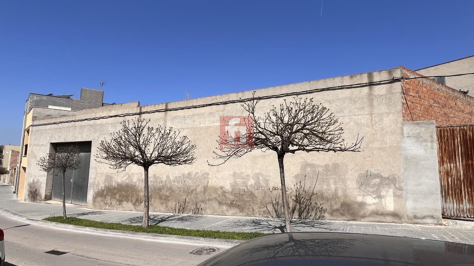 For sale of building in Vilafranca del Penedès
