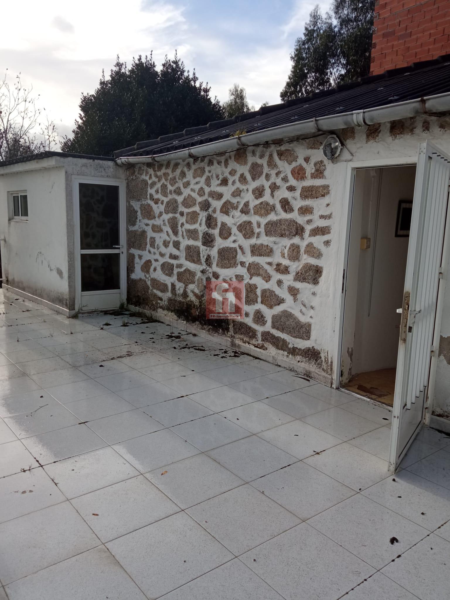 For sale of rural property in Valadouro O