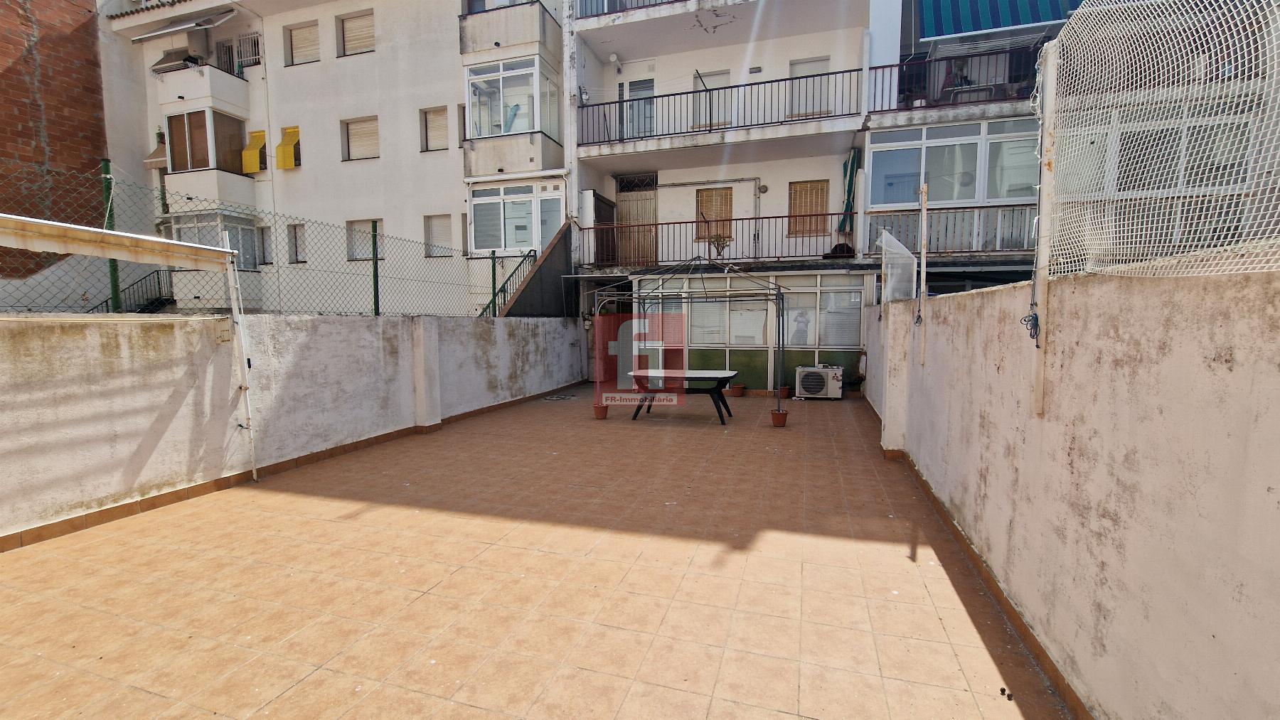 For sale of flat in Palamós