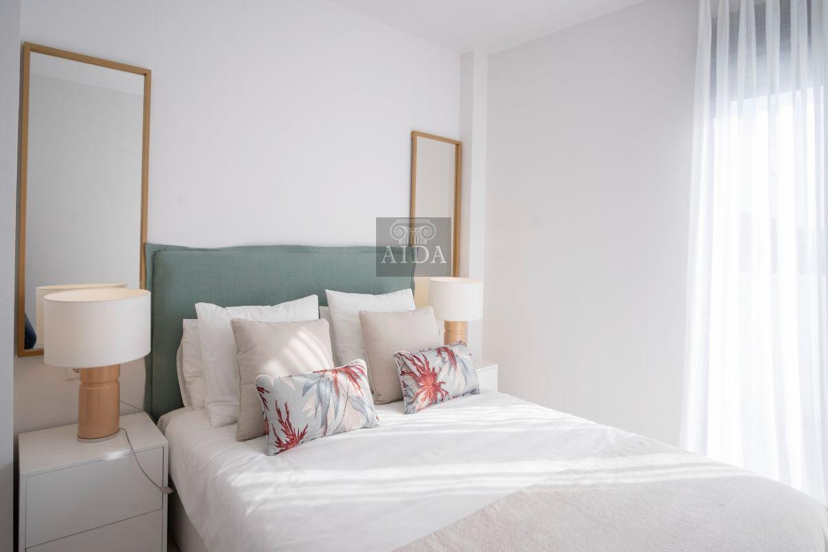 Venta de piso en Estepona