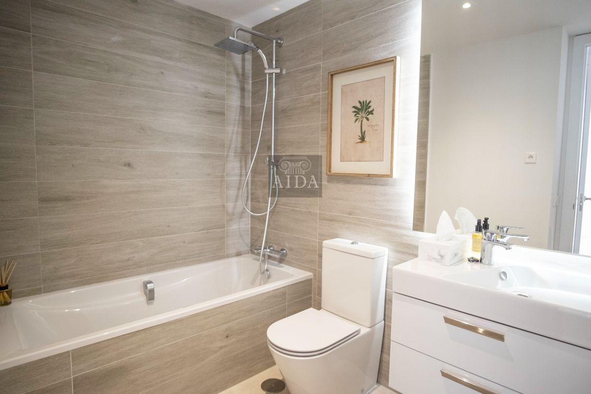 For sale of flat in Estepona