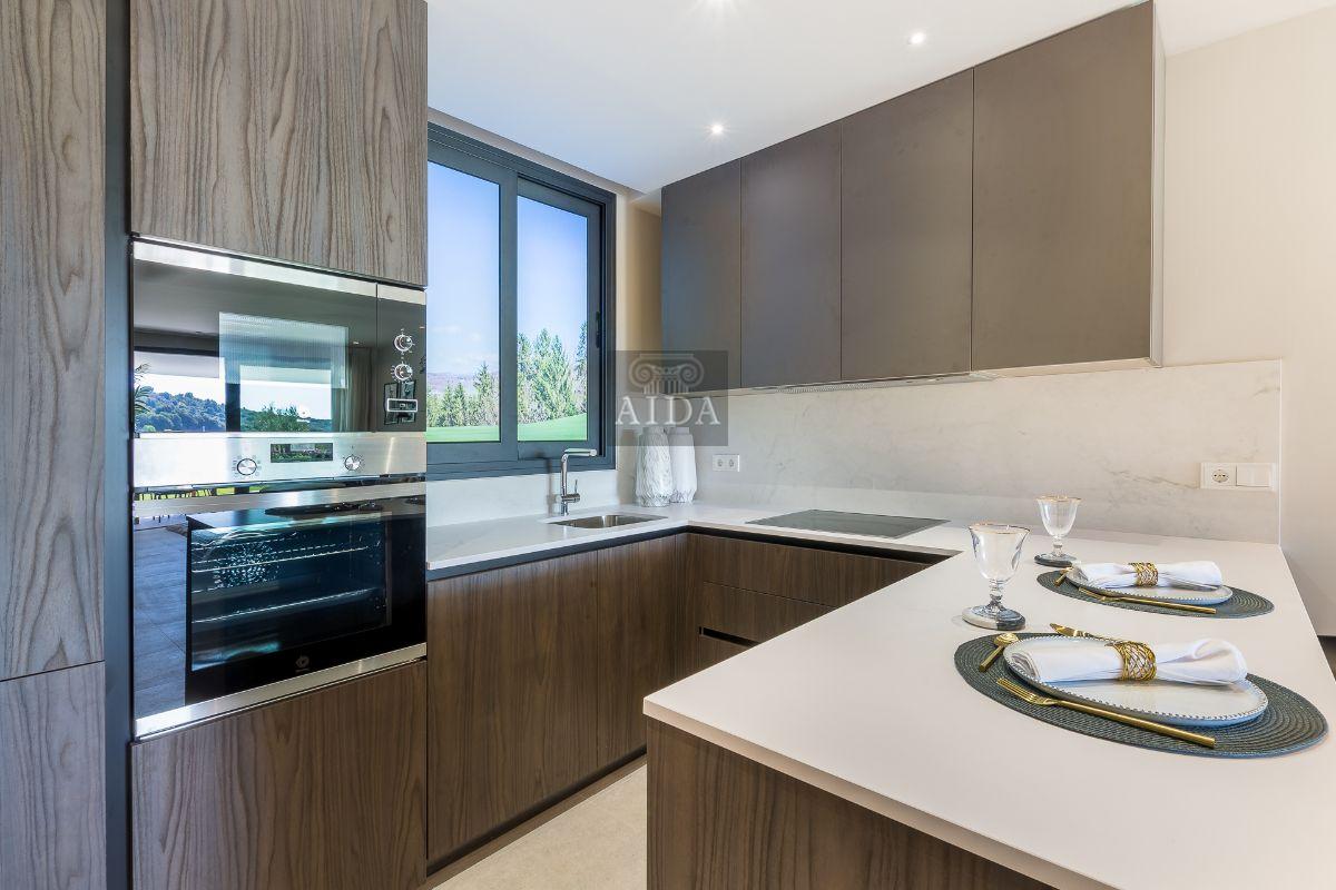 For sale of flat in Estepona