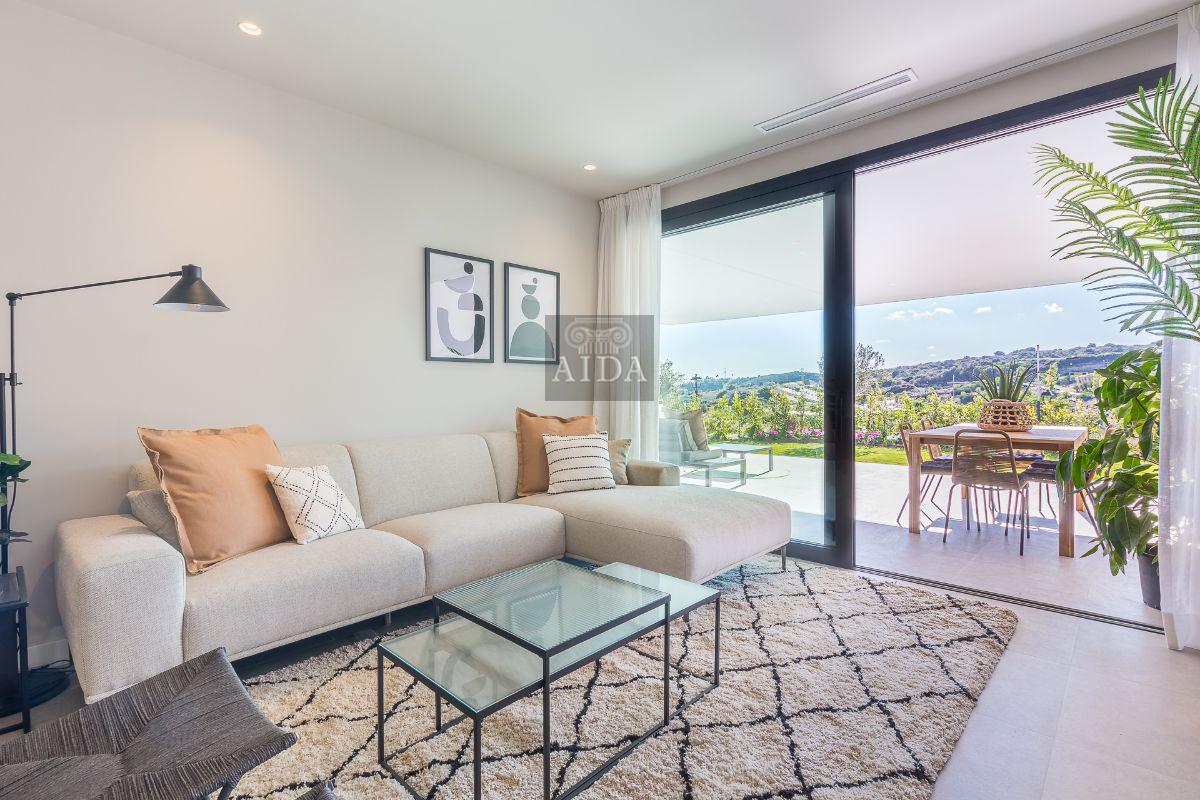 For sale of flat in Estepona