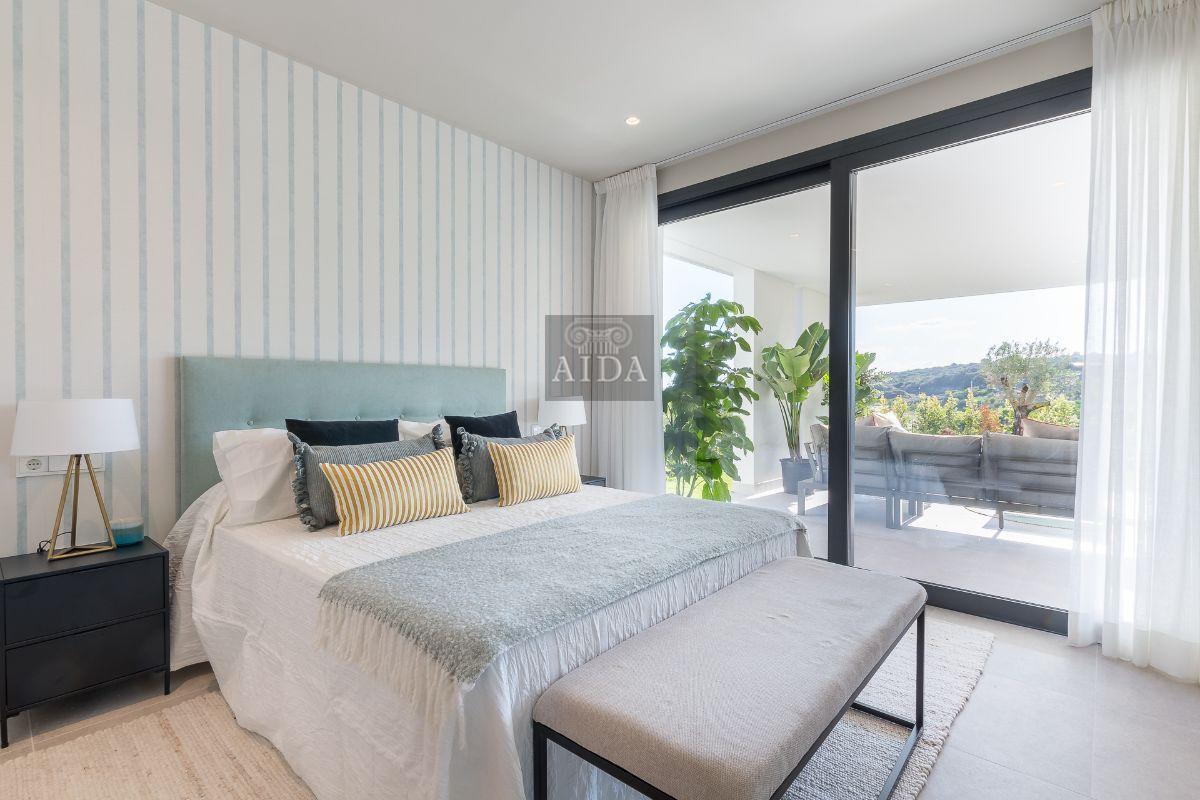 For sale of flat in Estepona