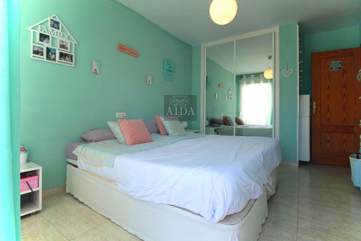 For sale of duplex in Estepona
