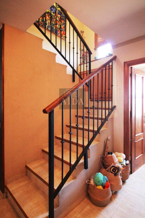 For sale of duplex in Estepona
