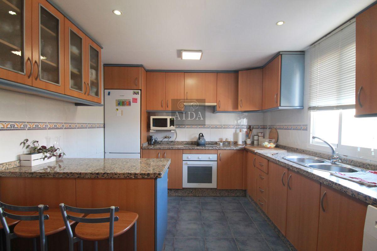 For sale of duplex in Estepona