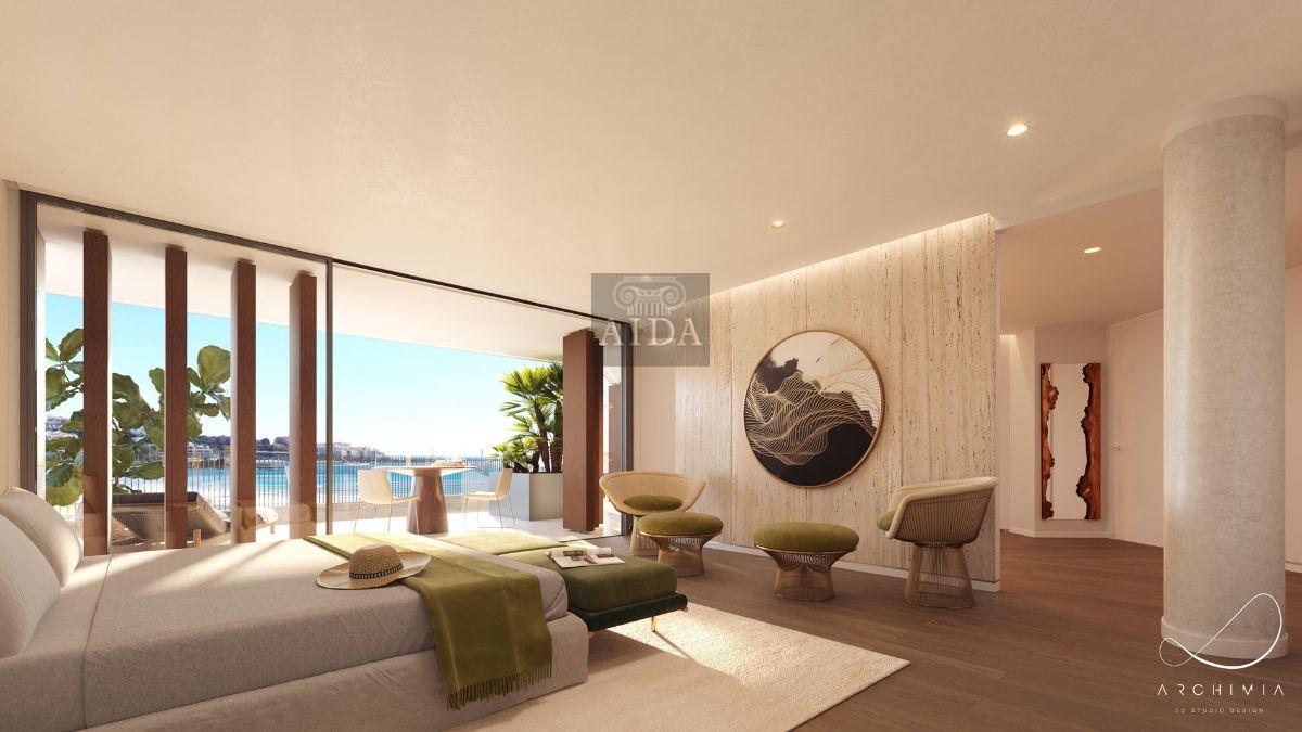 For sale of penthouse in Estepona