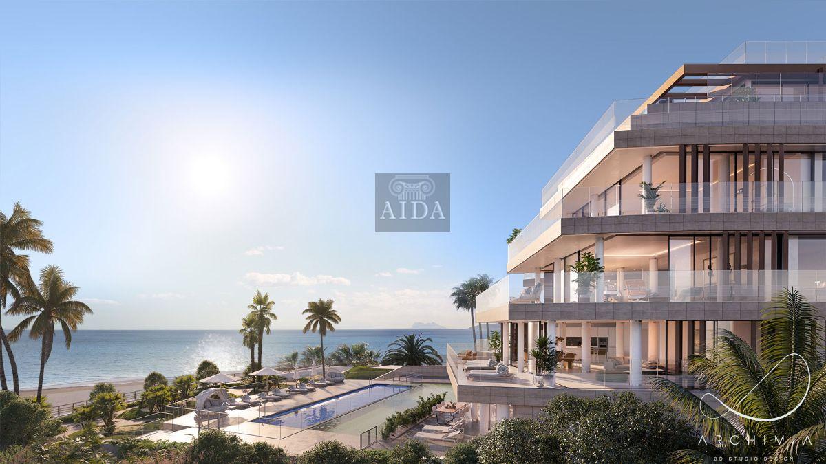 For sale of penthouse in Estepona