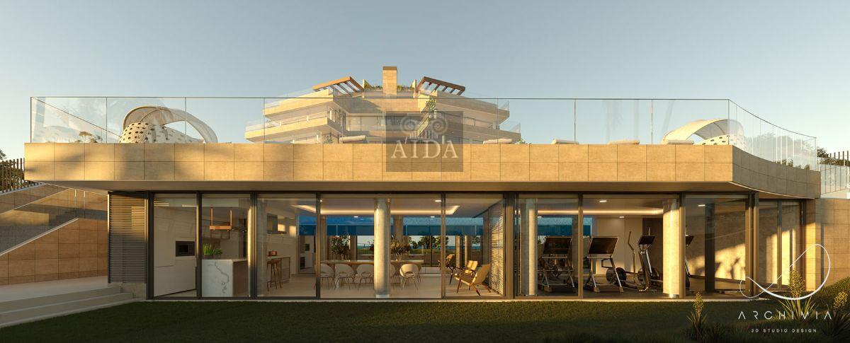 For sale of penthouse in Estepona