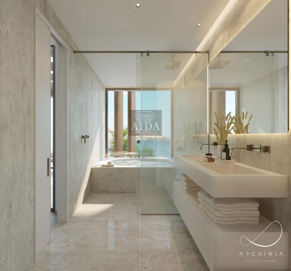 For sale of penthouse in Estepona
