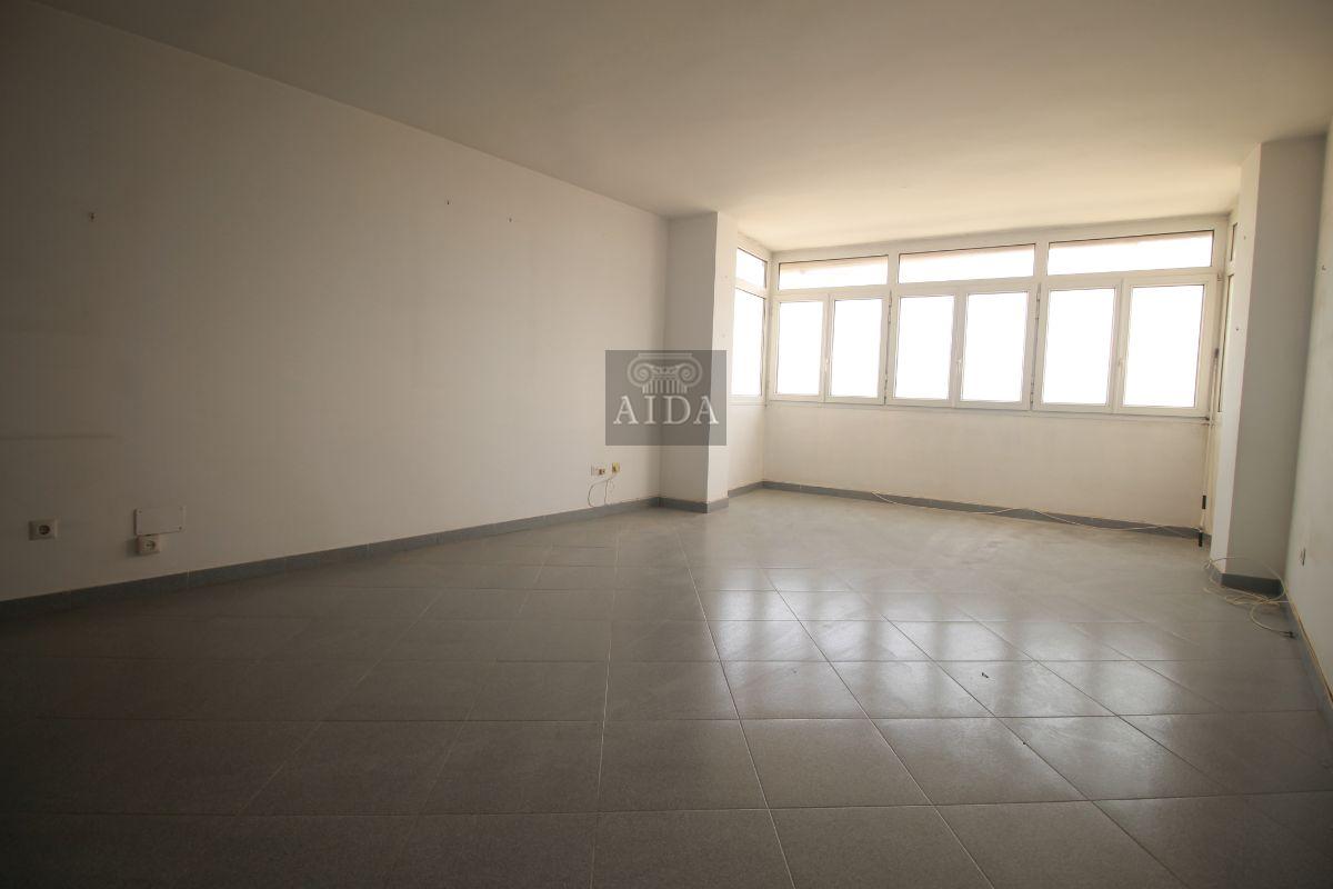 For rent of flat in Estepona