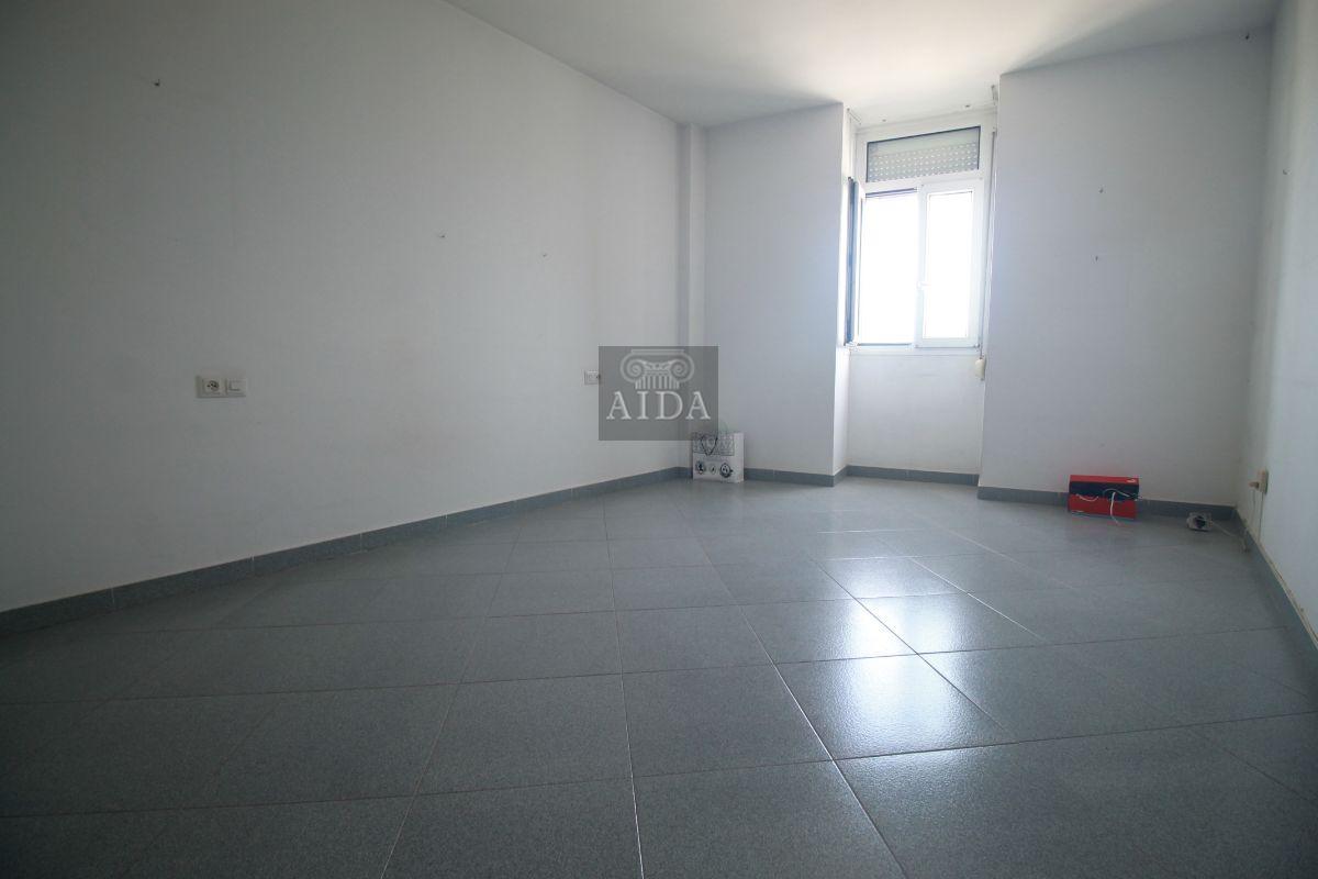 For rent of flat in Estepona