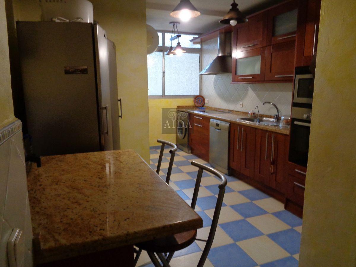 Venta de piso en Estepona