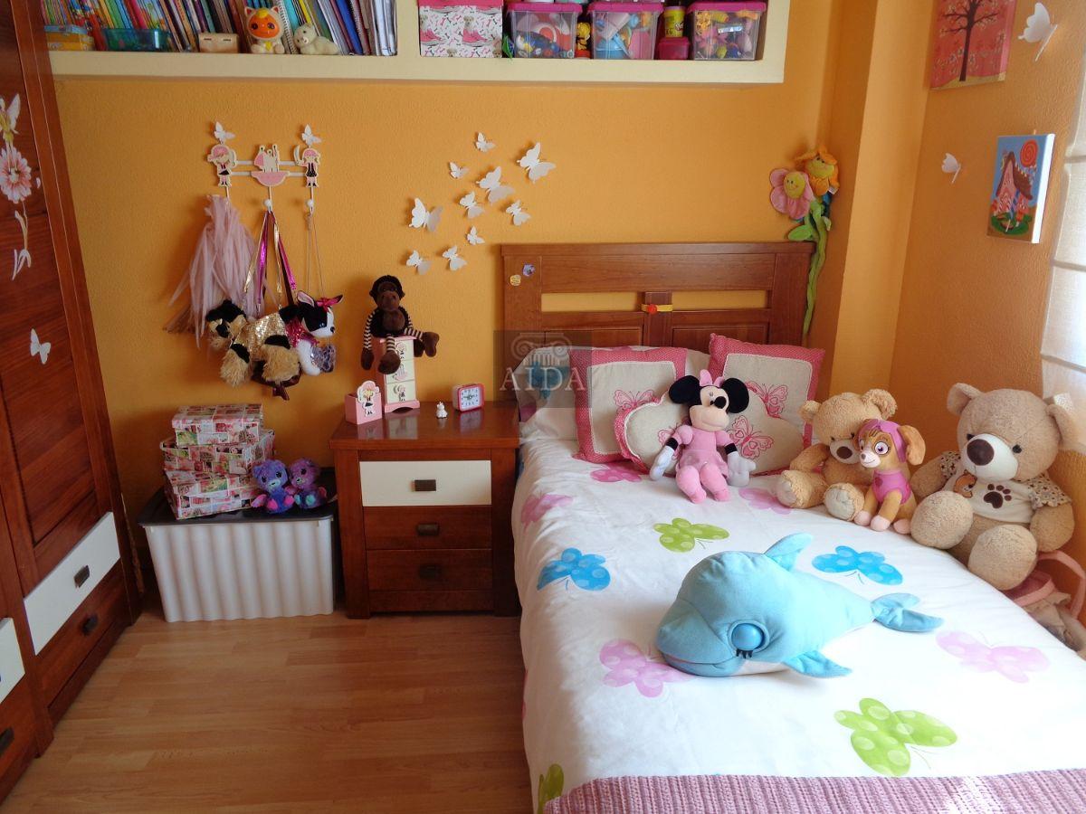 Venta de piso en Estepona