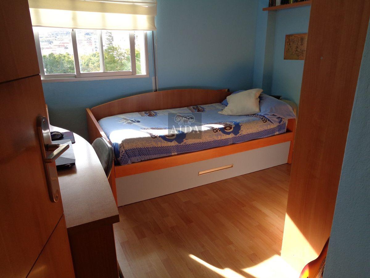 Venta de piso en Estepona