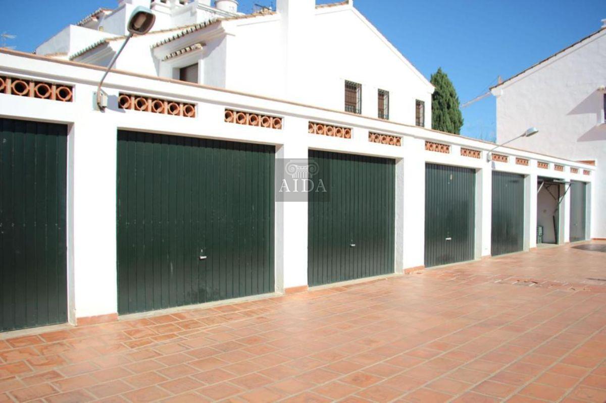 For sale of house in Estepona