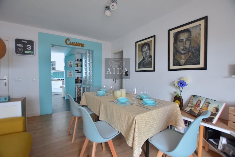 For sale of flat in San Pedro de Alcántara