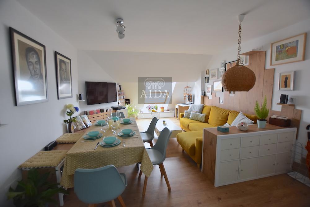 For sale of flat in San Pedro de Alcántara