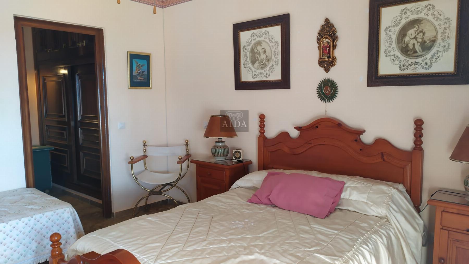 For sale of flat in Estepona