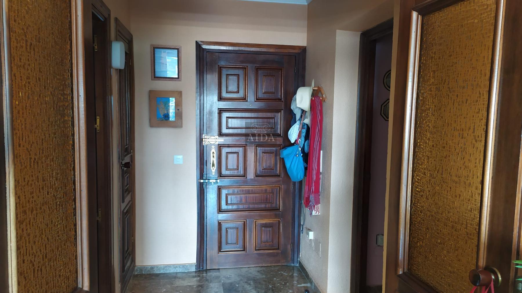 Venta de piso en Estepona