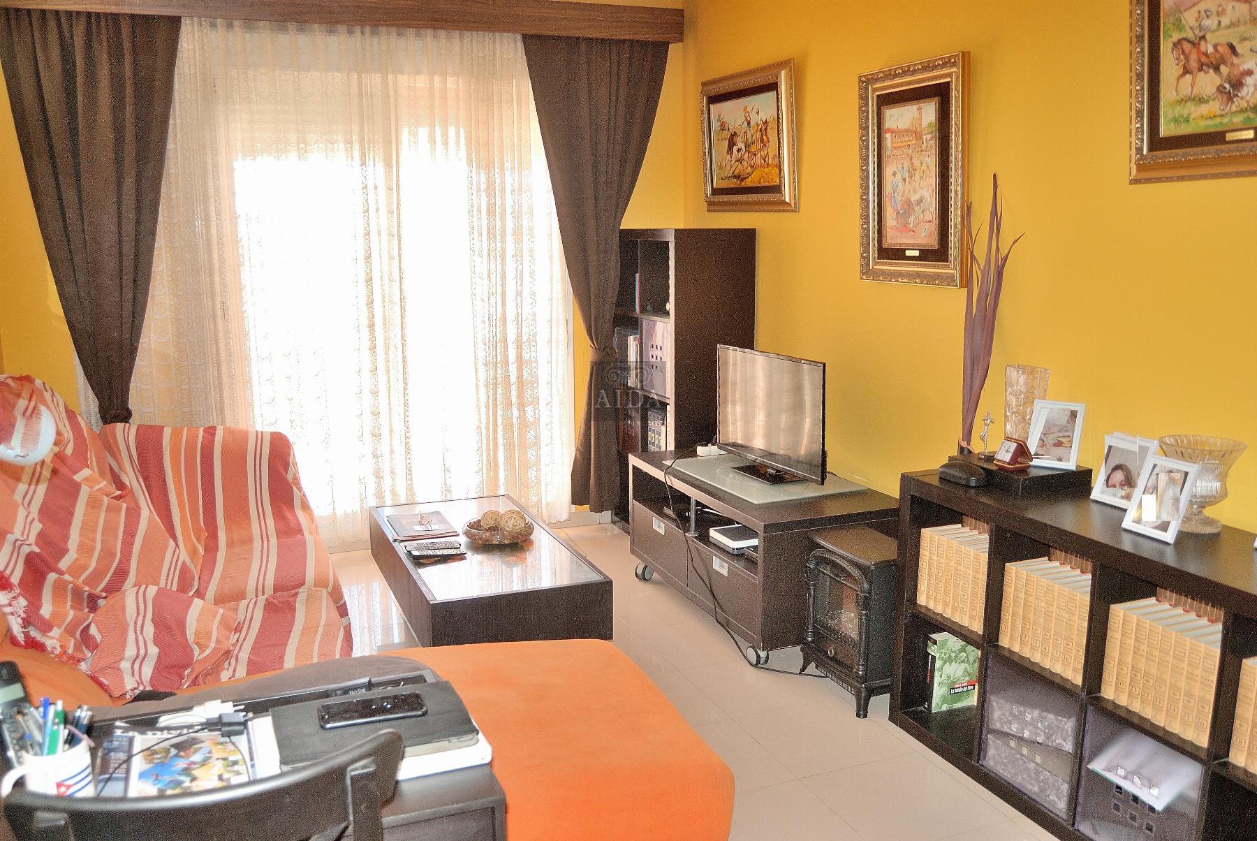 Venta de piso en Estepona
