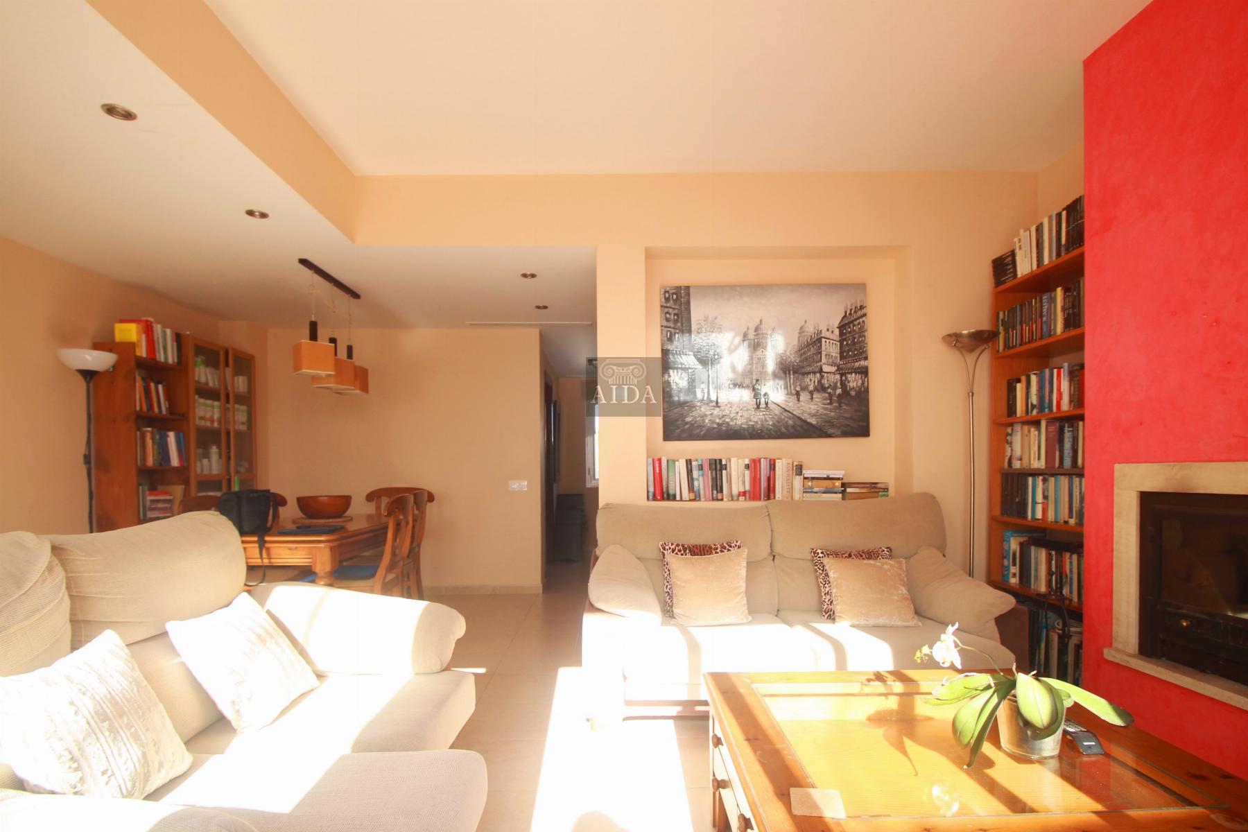 For sale of house in Estepona