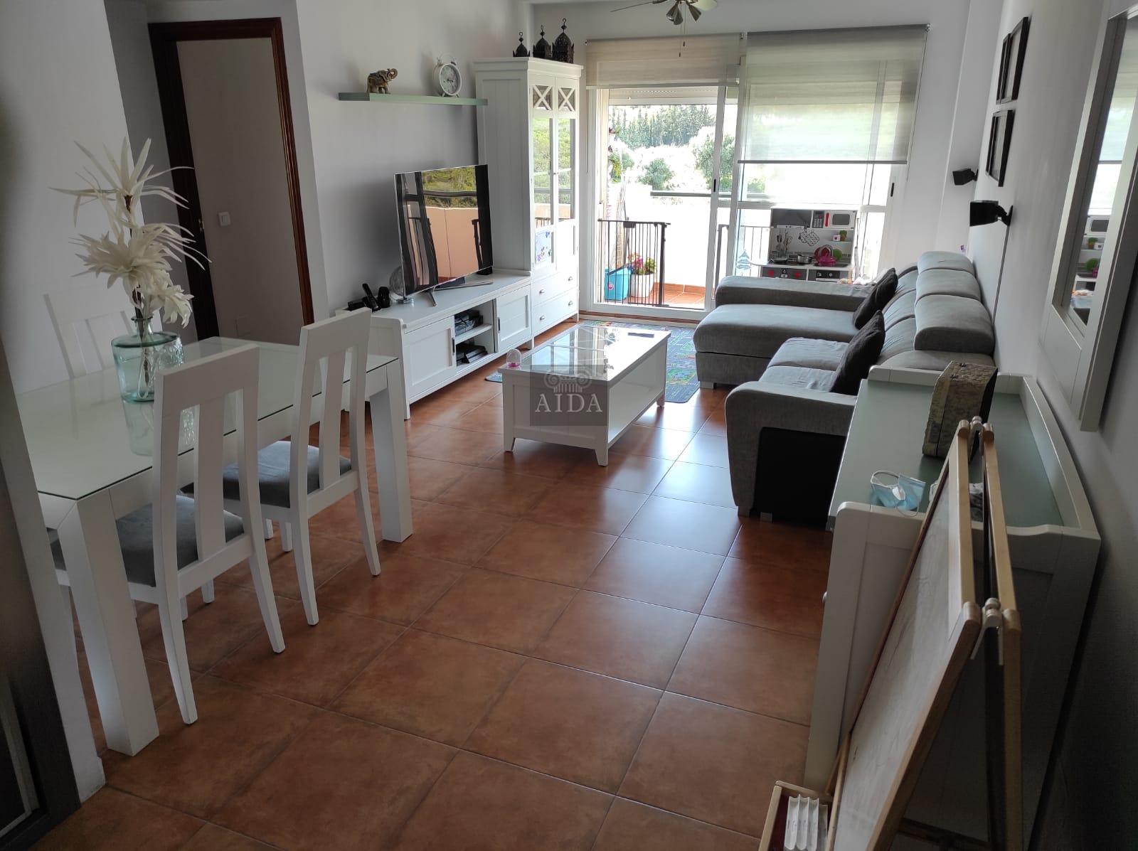 Venta de piso en Estepona