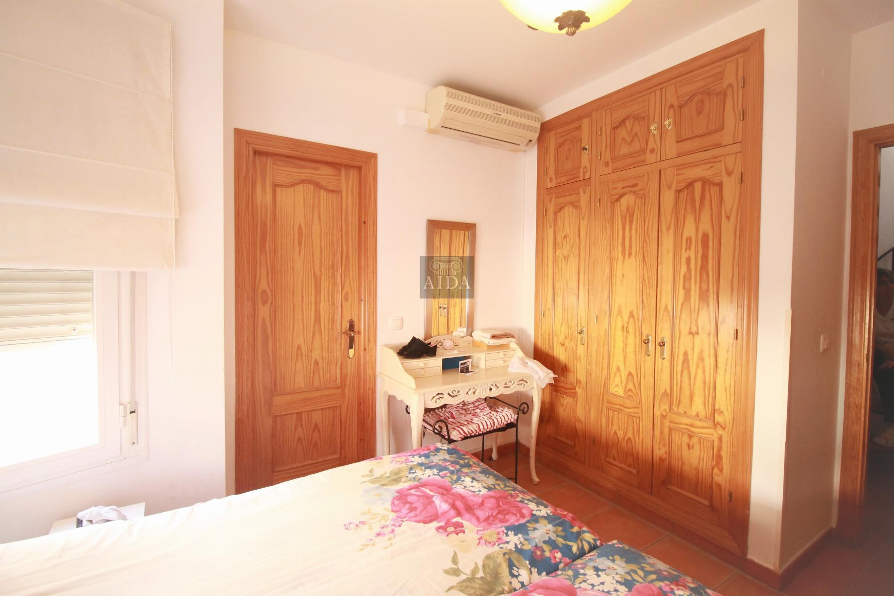 For sale of house in Estepona