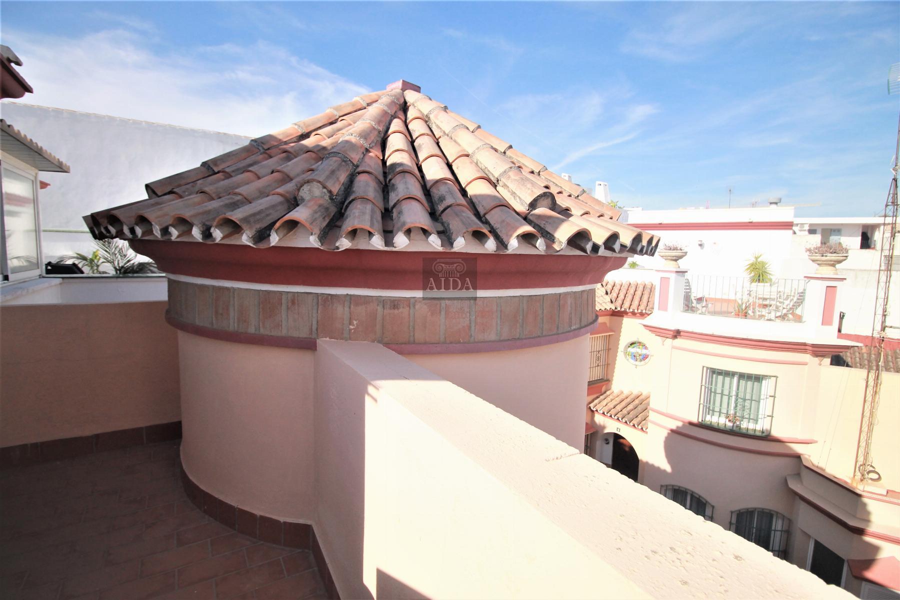 For sale of house in Estepona